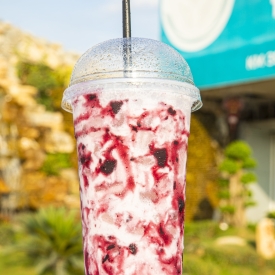 Smoothie Dâu Kem Sữa